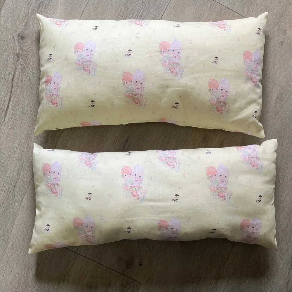 Precious Moments Doll Bees Nursery Throw‎ Pillows Set 2 Yellow Baby Girl Cottage